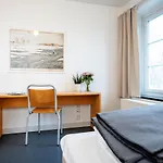 Hotel Falstadsenteret - Museum, Minnested Og Senter For Menneskerettigheter Levanger
